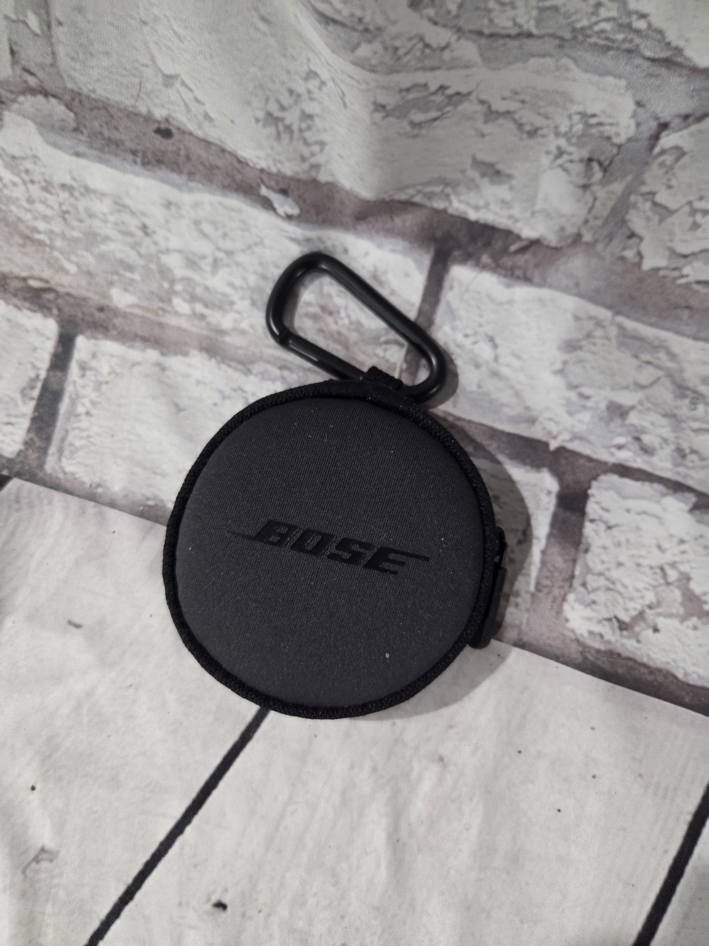 Bose Black Round Carry Case with Carabiner
